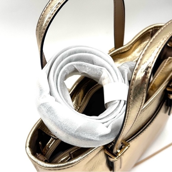 Michael Kors Jet Set Travel XS TZ Tote Bag Gold - Picture 11 of 12